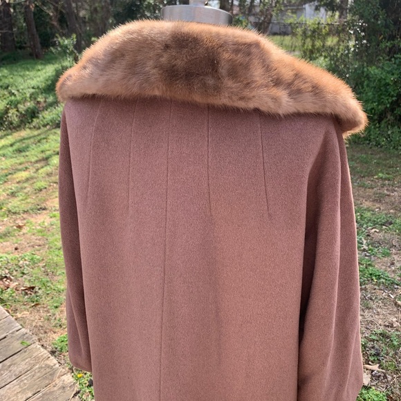 Vintage Wool Trench Coat with Real Fur Trim - Picture 11 of 16